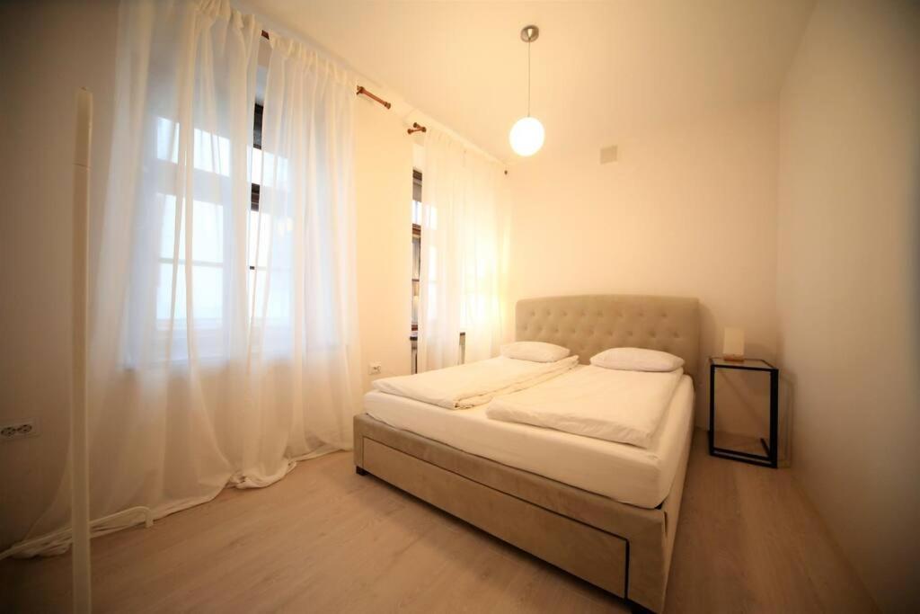 Lovely Two Bedroom In The Old Town Riga Exterior foto