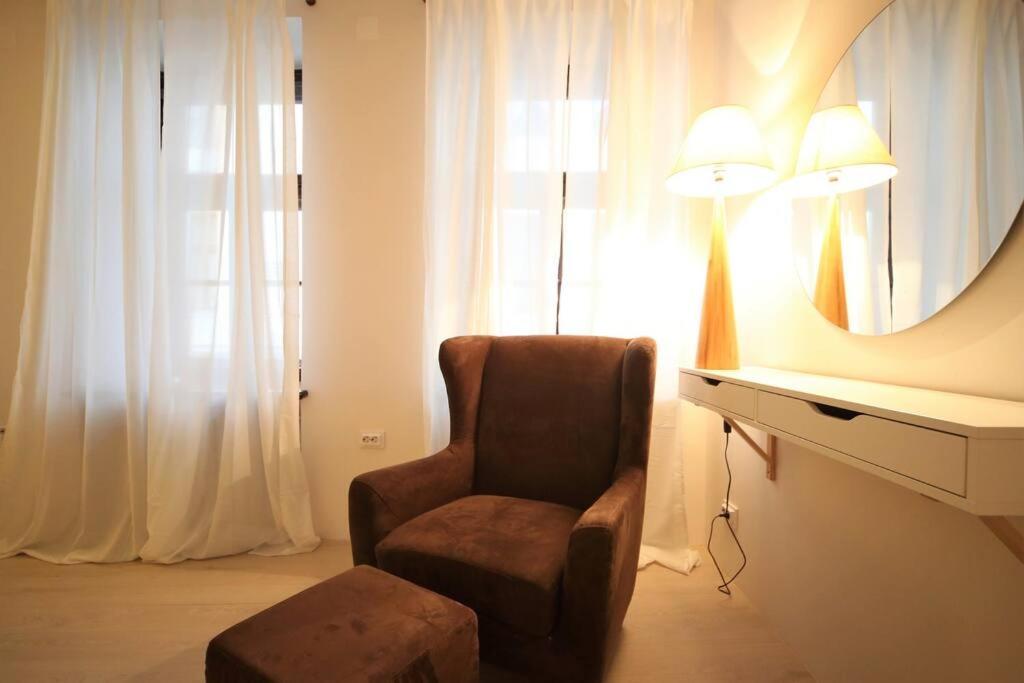 Lovely Two Bedroom In The Old Town Riga Exterior foto